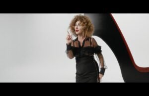 MARCELLA BELLA: è online il video del nuovo singolo “TACCHI A SPILLO