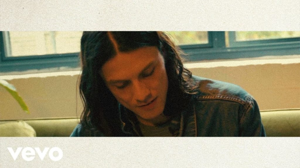 James Bay Easy Distraction, James Bay: fuori il nuovo singolo “Easy Distraction”