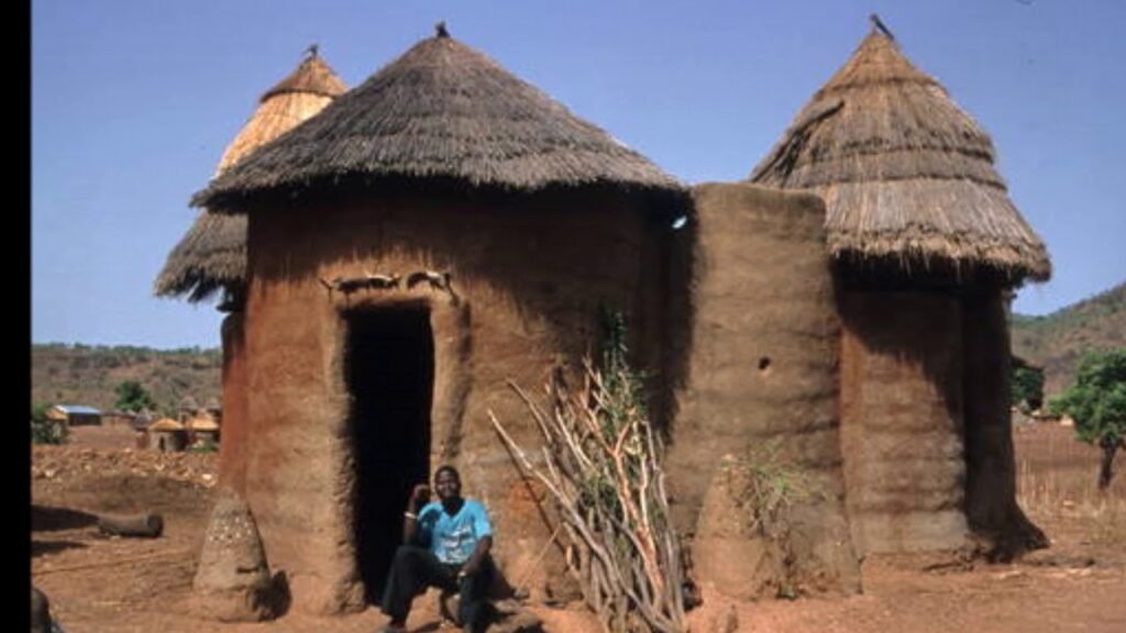il popolo Batammariba del Togo e le strutture Koutammakou, Koutammakou: dove la terra incontra il cielo dell&#8217;Africa