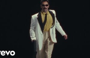 Marco Mengoni fuori il nuovo singolo “Mandare tutto all’aria”