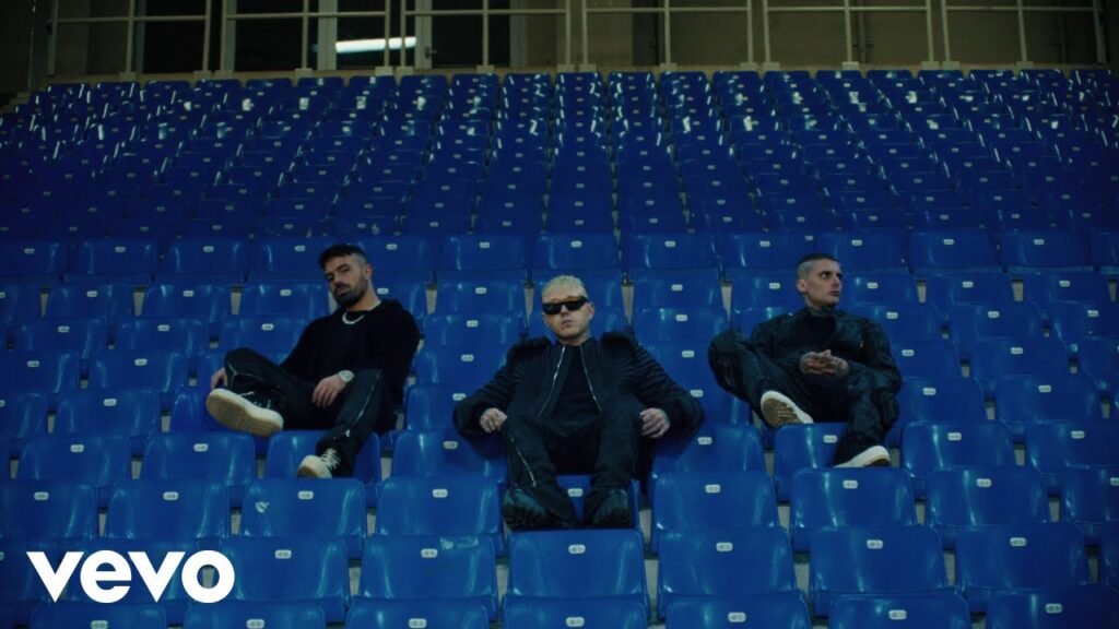 OuverFOURe di Lazza  e concerti 2025, Lazza: fuori &#8220;OuverFOURe&#8221;