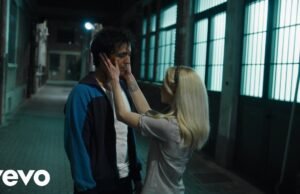 Tananai annuncia il suo primo tour nei club europei