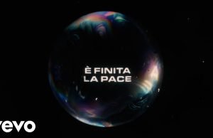 Marracash: “fuori dalla bolla” il podcast in 3 episodi con Francesco Oggiano