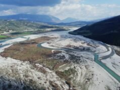 Il fiume Vjosa: viaggio lungo l’ultimo fiume selvaggio d’Europa