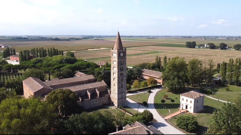 abbazia pomposa ferrara guido arezzo notazione musicale, L&#8217;antica abbazia benedettina tra le valli del Delta del Po