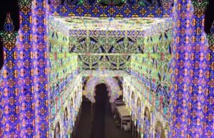 Scorrano, quando la tradizione si accende di eternità