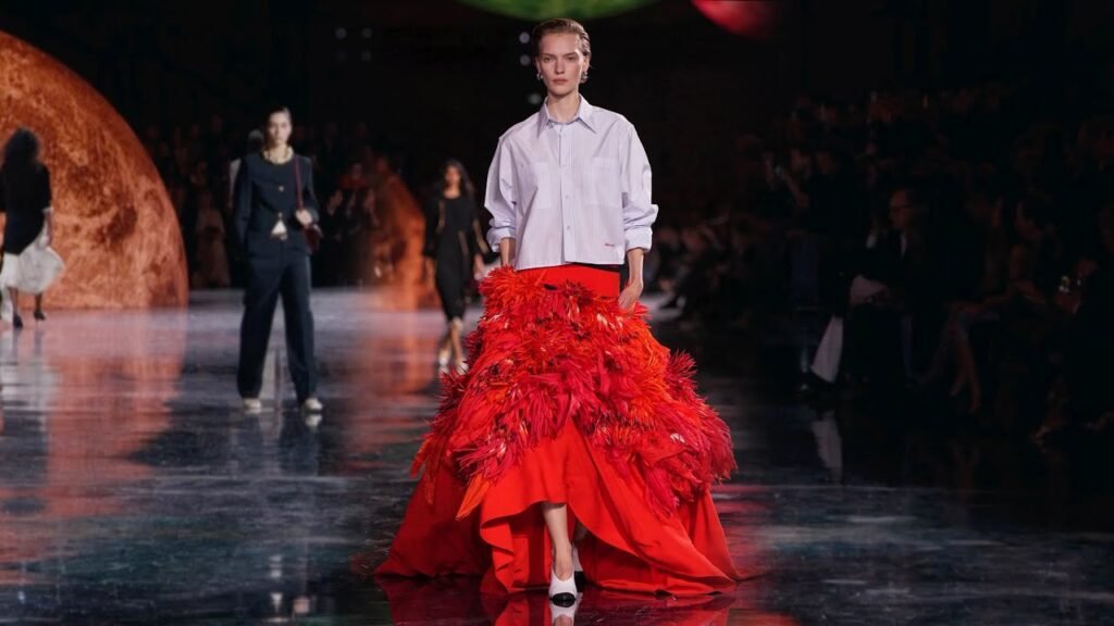 Chanel Spring Summer 2026 Matthieu Blazy Paris Fashion Week, L’universo di Chanel prende vita al Grand Palais: il debutto di Matthieu Blazy