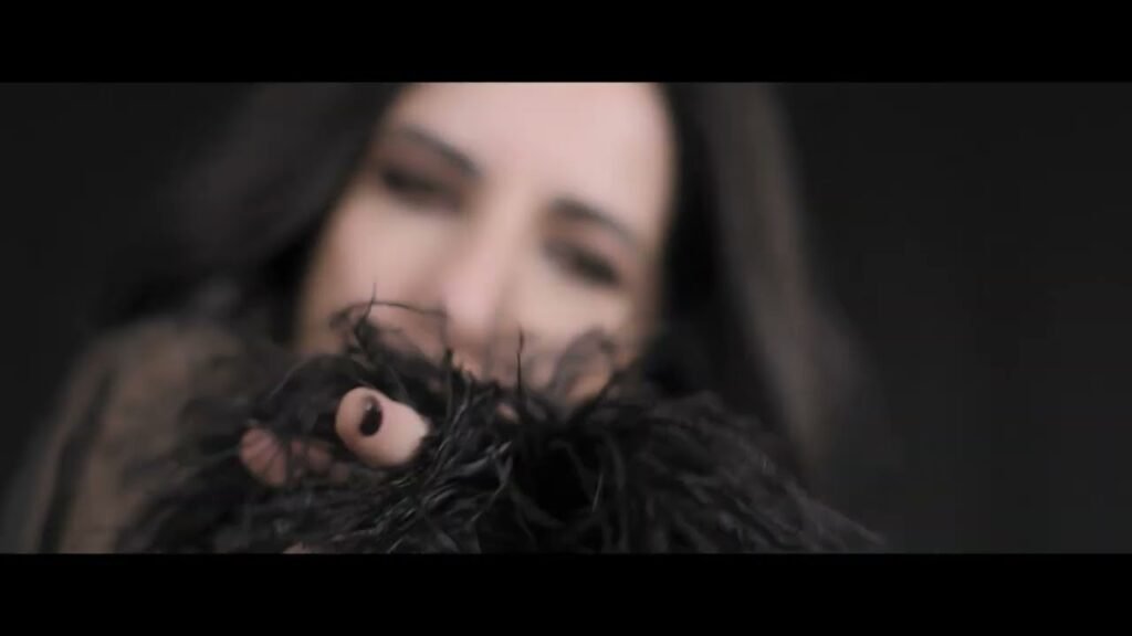 Caramella il singolo di PAOLA TURCI, #Fuori il videoclip ufficiale di CARAMELLA di Paola Turci