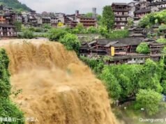 Furong Ancient Town: il borgo millenario sulla cascata dello Hunan