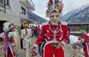 Tra maschere napoleoniche e neve alpina: il Carnevale della Coumba Freida No#News la rivista dell'ozio e della serendipità, Ozio e serendipità
