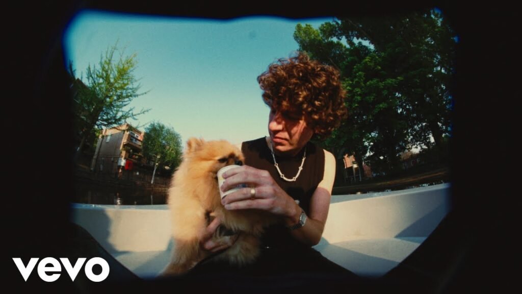 The Kooks concerto Milano Fabrique 28 febbraio 2026, The Kooks al Fabrique di Milano il 28 febbraio 2026: vent’anni di indie rock britannico in una sola notte