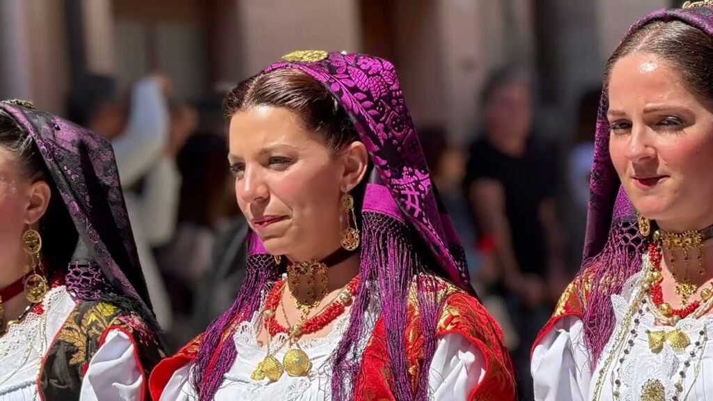 Sagra di Sant'Efisio Sardegna processione Nora archeologia tartarughe marine, Sant’Efisio, quattro giorni a piedi tra fede, macchia mediterranea e archeologia in Sardegna