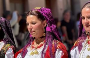 Sant’Efisio, quattro giorni a piedi tra fede, macchia mediterranea e archeologia in Sardegna