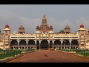 Il palazzo di Mysore: sei secoli di storia, pietra e luce nel cuore del Karnataka
