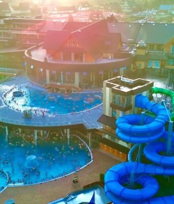 Dove l’acqua scalda l’anima: le Terme di Chochołów tra i Monti Tatra