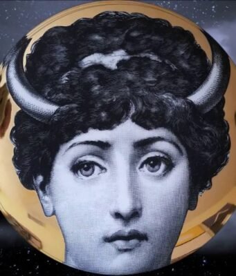 Il volto che non invecchia: Lina Cavalieri, la donna più bella del mondo che vive per sempre sulla porcellana di Fornasetti