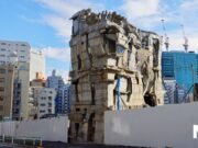 L’uomo che ha costruito Tokyo a mano: l’Arimaston Building di Keisuke Oka
