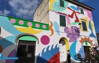 Riparbella, il borgo toscano dove la street art dialoga con la storia medievale No News la rivista dell'ozio e della serendipità, Ozio e serendipità