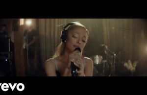 #Ariana Grande pubblica in digitale Yours Truly (Tenth Anniversary Edition) contenente 6 brani “live from london”