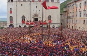La Festa dei Ceri di Gubbio: quando una città intera diventa un rito No News la rivista dell'ozio e della serendipità, Ozio e serendipità