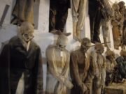Sotto Palermo, dove i morti indossano ancora i loro abiti migliori
