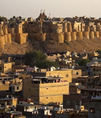Jaisalmer, la città d’oro che sorge dal deserto come un miraggio