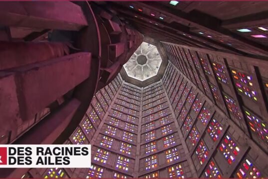 La chiesa Saint-Joseph di Le Havre: storia, architettura e vetrate di un capolavoro UNESCO in Normandia No News la rivista dell'ozio e della serendipità, Ozio e serendipità