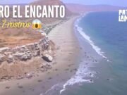 Il vento che diventa musica: la parete di roccia che canta sulla costa del Perù