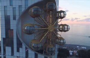 La ruota nel cielo: dentro la Batumi Tower, il grattacielo con la ruota panoramica integrata nella facciata