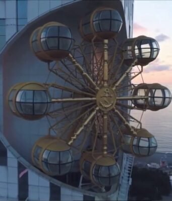 La ruota nel cielo: dentro la Batumi Tower, il grattacielo con la ruota panoramica integrata nella facciata