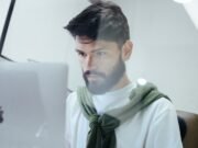 Ferie ogni due mesi: la scienza che sfida il modello lavorativo occidentale