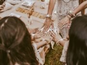 Dire “sì” tra gli scaffali: Ikea trasforma i suoi negozi in sale da cerimonia per matrimoni low cost