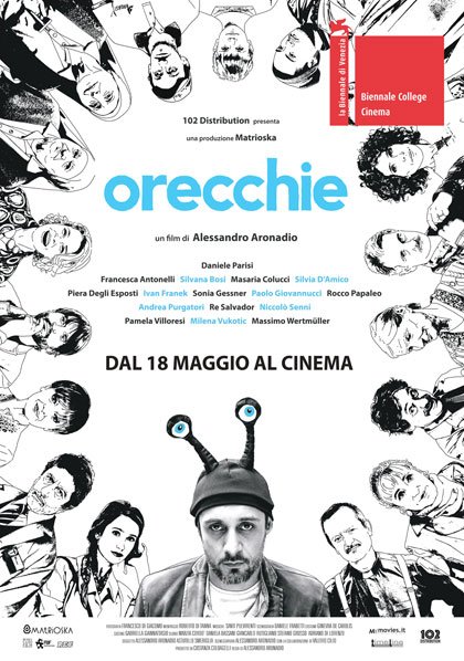 #Orecchie: l’esilarante tragicommedia in bianco e nero di Aronadio