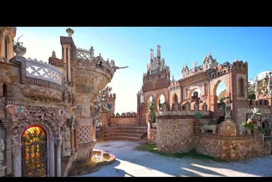 Castello di Colomares: il monumento segreto che celebra Colombo sulla Costa del Sol No News la rivista dell'ozio e della serendipità, Ozio e serendipità