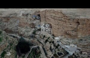 Un santuario sospeso tra cielo e deserto: il monastero di San Giorgio di Choziba