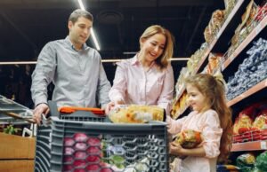 Supermercati, la classifica 2025: NaturaSì prima, boom dei discount e insegne locali