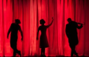 Cartellone degli spettacoli a teatro: marzo-aprile 2026 No News la rivista dell'ozio e della serendipità, Ozio e serendipità