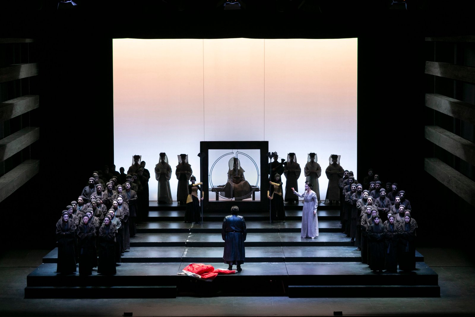 #Una fredda Turandot, si presenta alla Scala #Una fredda Turandot, si presenta alla Scala