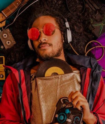 La frequenza che divide il mondo della musica: 432 Hz contro 440 Hz