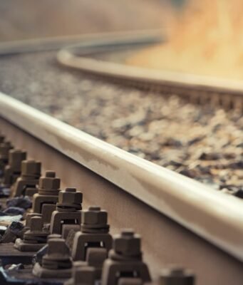 Il tempo ritrovato: a bordo del Treno Natura, la Toscana scorre al ritmo del vapore